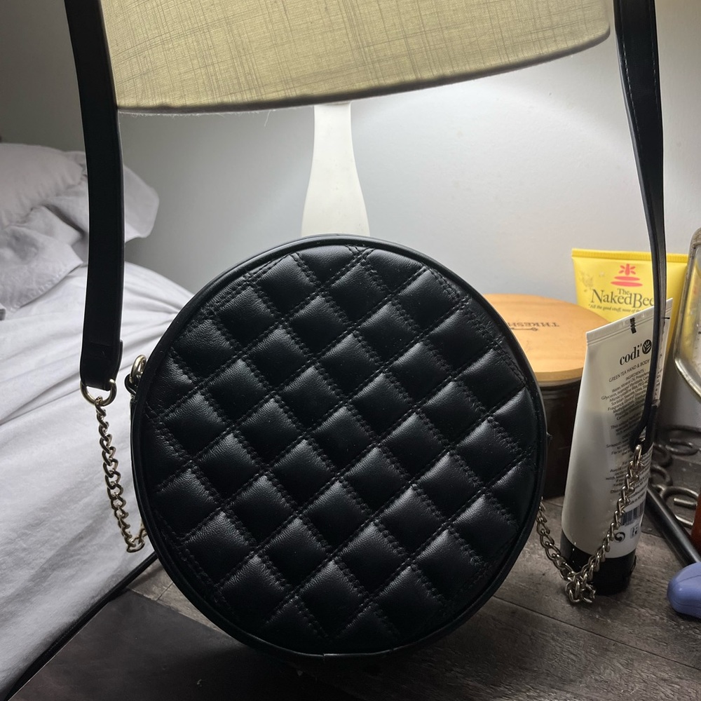 H&m crossbody quilted circle bag